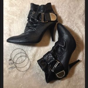 Black Buckled Ankle Boots/Size 10/ 4 inch heels